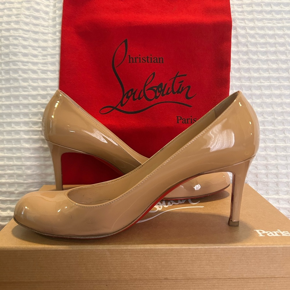 Christian Louboutin Beige Patent Leather Pumps